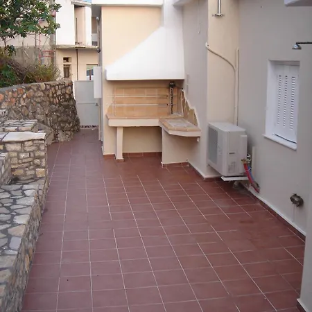 Tranquility House Astros Parálion Ástros