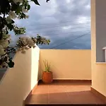 Vakantiehuis Tranquility House Astros