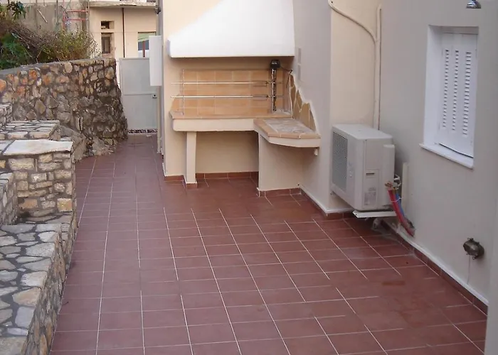 Tranquility House Astros Paralio Astros