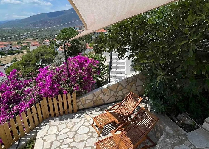 Holiday home Tranquility House Astros *